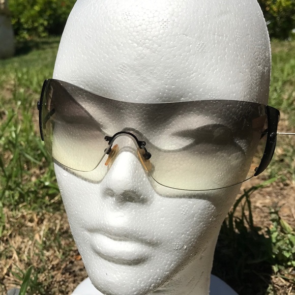 Vintage 90\'s Versace Wrap Sunglasses Black ? NEW Photos! main image 8